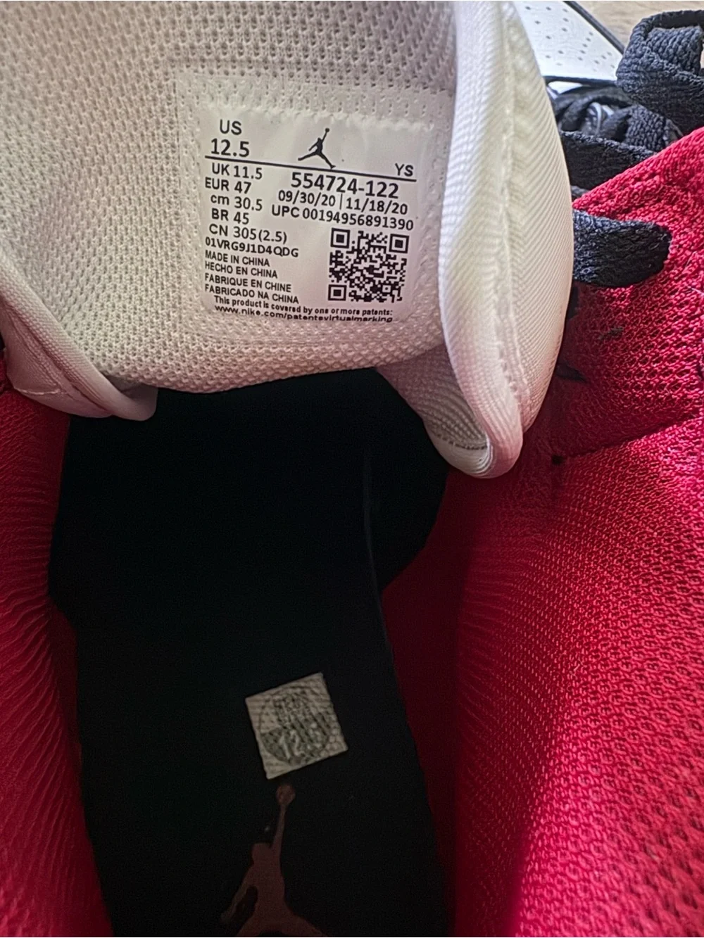 Jordan High-Top Sneakers White Black Red
